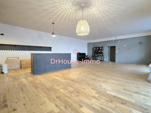 Immeuble à vendre 11 pièces de 360 m²
