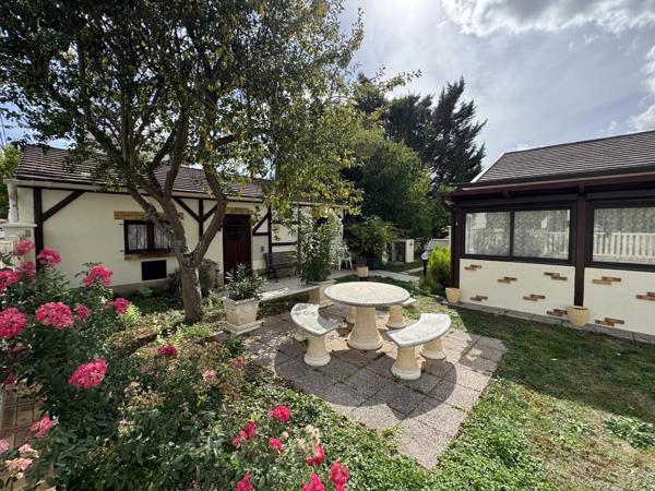 Vente                                                      Maison
                        
                     3 pièces                      94 m2                     à Belle-Église