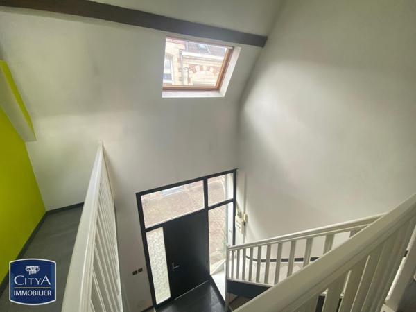 Appartement à louer 3 pièces 85m²