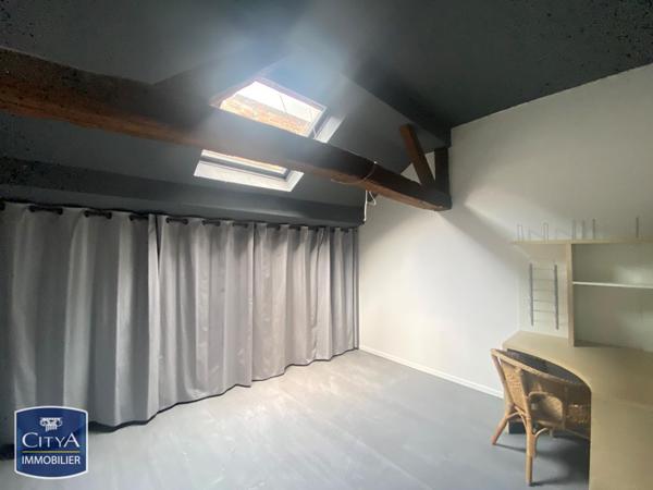 Appartement à louer 3 pièces 85m²