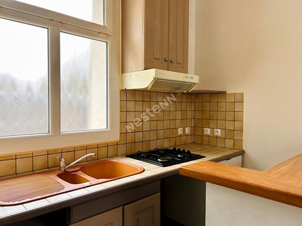 Appartement à Marines 2 pièces proche centre ville