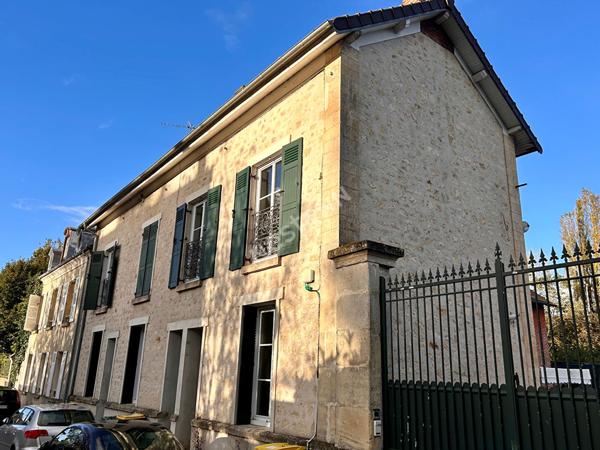 Appartement à Marines 2 pièces proche centre ville