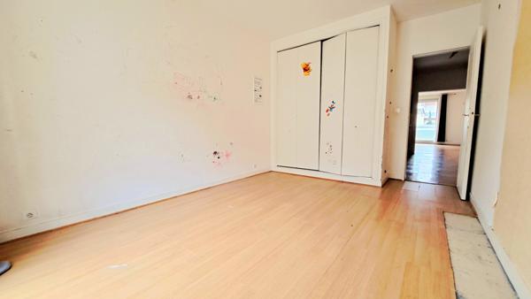 Appartement T3 - 2 chambres - 84 m2 -