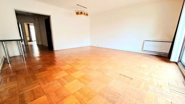 Appartement T3 - 2 chambres - 84 m2 -