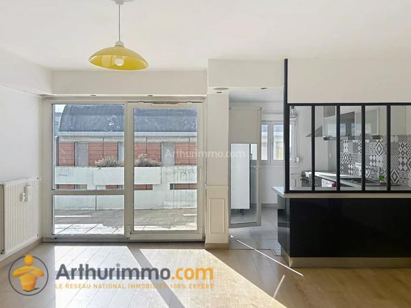 Location                                                      Appartement
                        
                     3 pièces                      65 m2                     à Reims