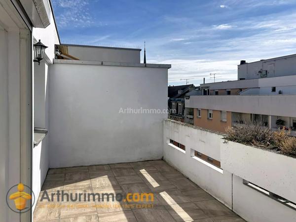 Location                                                      Appartement
                        
                     3 pièces                      65 m2                     à Reims