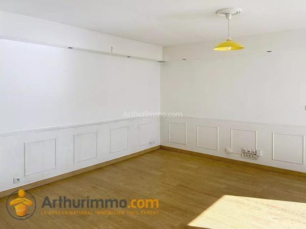 Location                                                      Appartement
                        
                     3 pièces                      65 m2                     à Reims