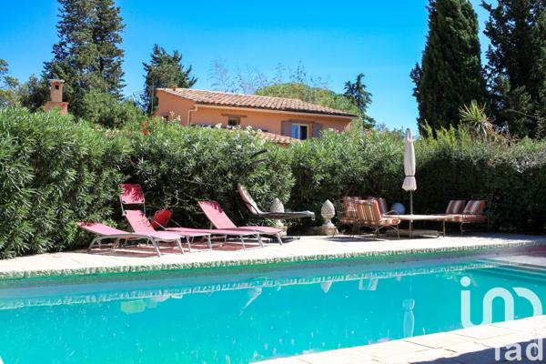 Maison à vendre 9 pièces 204 m² Roquebrune-sur-Argens