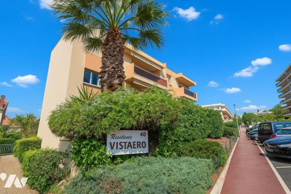 LE CANNET -40 avenue du Mont Joli - Locaux commerciaux + 7 parkings