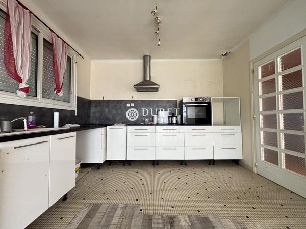 Maison à rénover avec potentiel – 140 m², volumes exploitables et belle luminosité