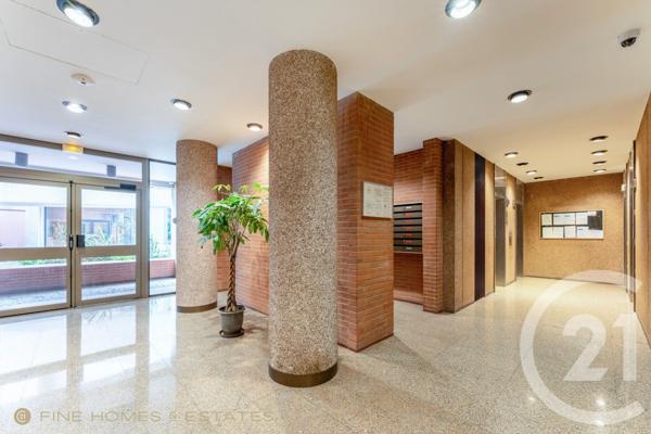 Appartement F5 à vendre  5 pièces - 111,51 m2 PARIS - 75014