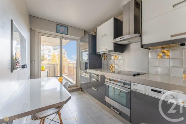 Appartement F5 à vendre  5 pièces - 111,51 m2 PARIS - 75014
