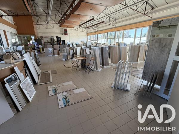 Carrelage, Maçonnerie​ à vendre 1 000 m² Parthenay