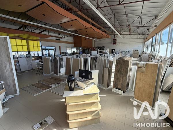 Carrelage, Maçonnerie​ à vendre 1 000 m² Parthenay