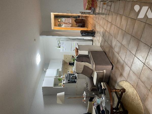 Vous cherchez un bon investissement, venez visiter cet immeuble avec une rentabilité de 5%