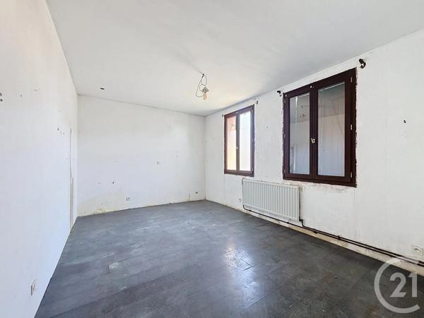 Maison à vendre  5 pièces - 143 m 2   ST PARRES AUX TERTRES  - 10