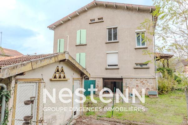 A Blaye-les-Mines, maison mitoyenne d'un côté 4 pièces principales sur sous-sol complet avec terrain attenant