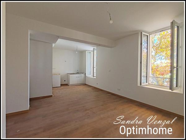 🏡 Volonne (04) – APPARTEMENT - T3 rénové de 64,72 m² avec CAVE