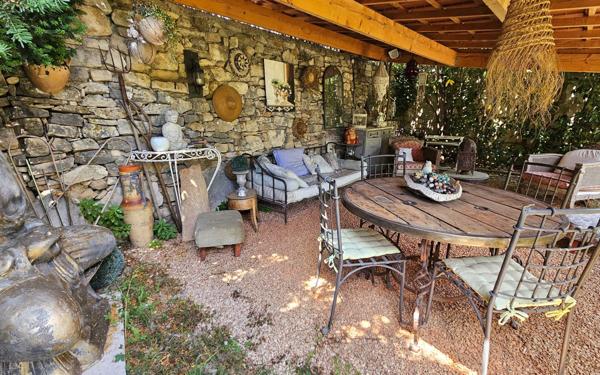 Maison à vendre    5 pièces • 132 m2 Forcalquier