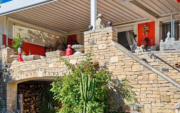 Maison à vendre    5 pièces • 132 m2 Forcalquier