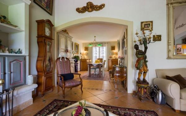 Maison à vendre    5 pièces • 132 m2 Forcalquier