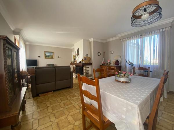 MAISON SAINTE PAZANNE 44680 - 4 CHAMBRES - BUDGET 254 000  HAI