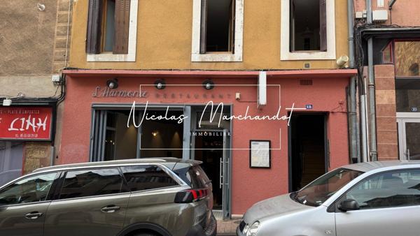 Restaurant au centre du vieux Rodez avec terrasse