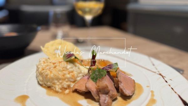 Restaurant au centre du vieux Rodez avec terrasse