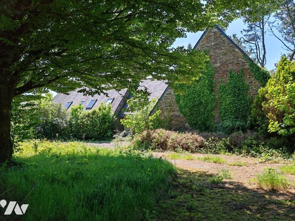 2411 - ANCIEN CENTRE PEDAGOGIQUE DE 600M² A RENOVER SUR UN TERRAIN ARBORE DE 1HA11A28CA