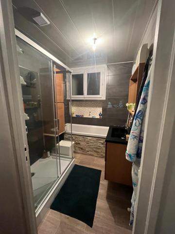 Maison de 150m2 avec 4 chambres + un T2 meublé loué.