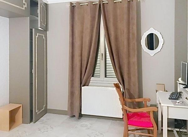 Maison de 150m2 avec 4 chambres + un T2 meublé loué.