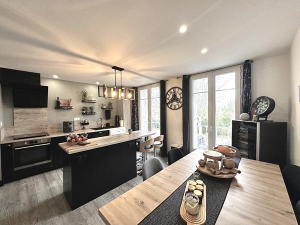 Appartement lumineux 75m2 - Entièremement rénové, aucun travaux à prévoir