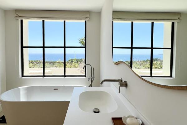 Maison à vendre  7 pièces - 370 m2 CAVALAIRE SUR MER - 83