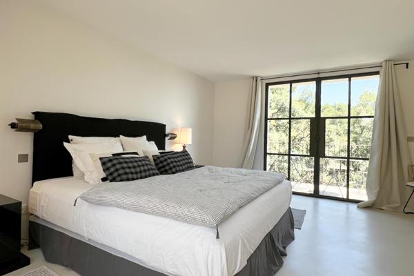 Maison à vendre  7 pièces - 370 m2 CAVALAIRE SUR MER - 83