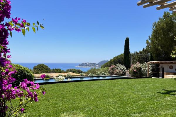 Maison à vendre  7 pièces - 370 m2 CAVALAIRE SUR MER - 83