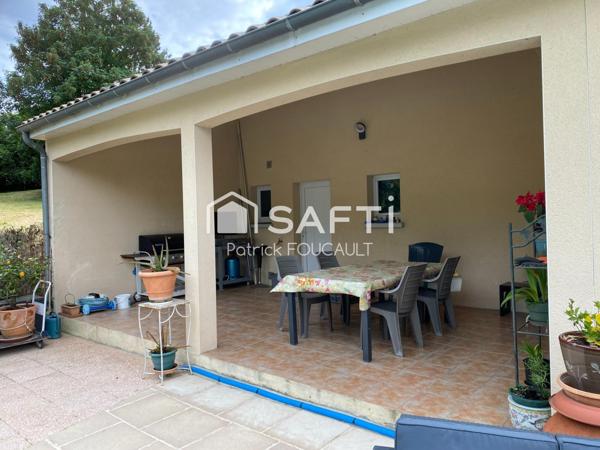 Maison de plain-pied, piscine + terrasse couverte