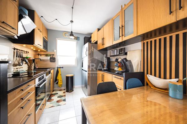 A vendre - Maison  Meublée - 2 Chambres - Terrasse - Piscine - Place de Parking - Accès Plage