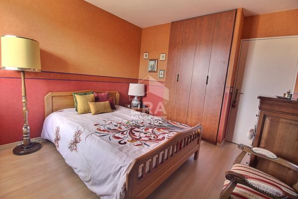 Appartement Chatenay-Malabry 4/5 pièce(s) 99 m2