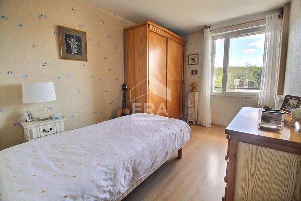 Appartement Chatenay-Malabry 4/5 pièce(s) 99 m2