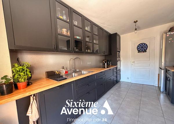 Maison 5 pièces 129.76 m2