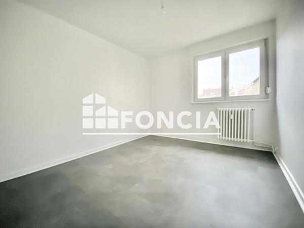 Location Appartement 4 pièces 68.31 m² - 66A RUE SAINT PIERRE Metz 57000
