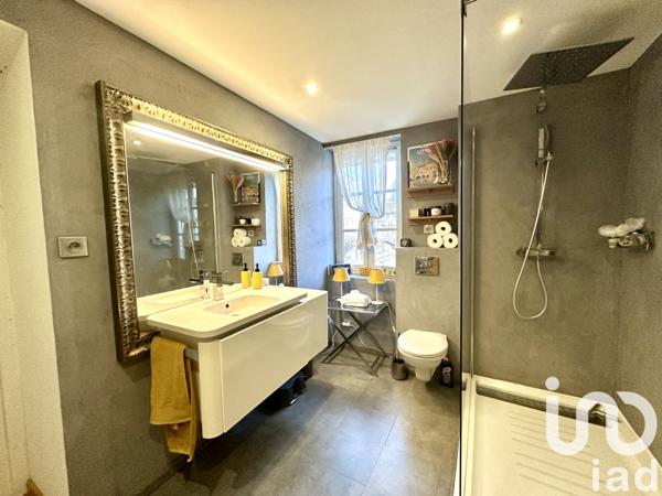 Maison à vendre 8 pièces 155 m² Villeneuve-lès-Avignon