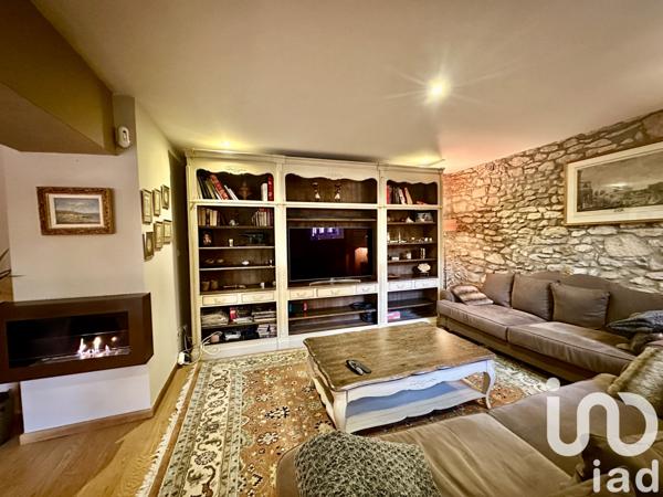 Maison à vendre 8 pièces 155 m² Villeneuve-lès-Avignon