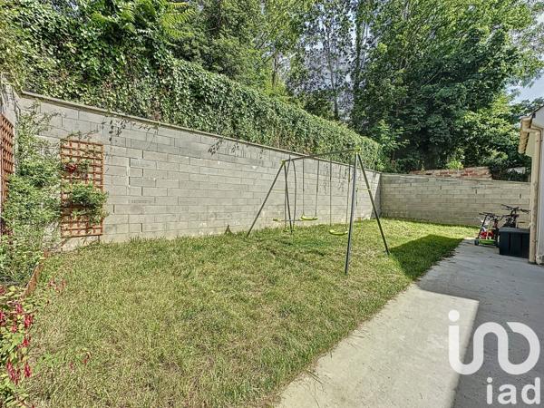 Maison traditionnelle 6 pièces de 98 m² à Breuillet (91650)