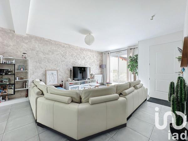 Maison traditionnelle 6 pièces de 98 m² à Breuillet (91650)