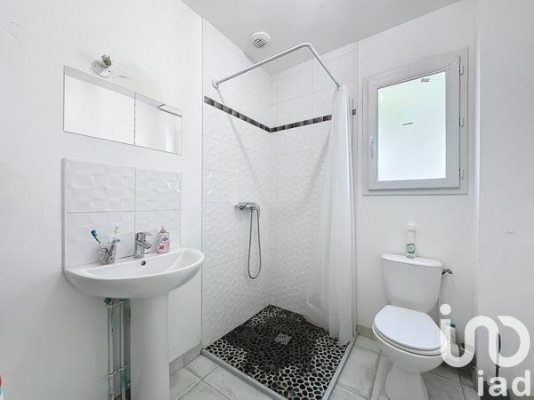 Maison traditionnelle 6 pièces de 98 m² à Breuillet (91650)