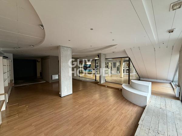 A vendre - local commercial en emplacement n°1 - Compiègne Hypercentre