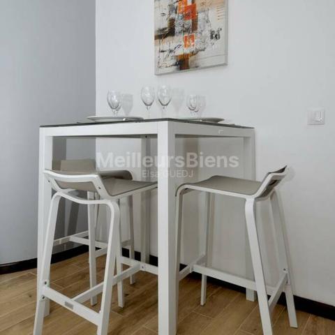 SIMPLE & COSY T2