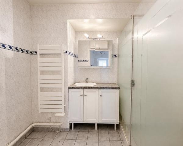 Appartement à vendre 390 000 € Saint-Cyr-l'École 4 p 76,9 m² DPE D