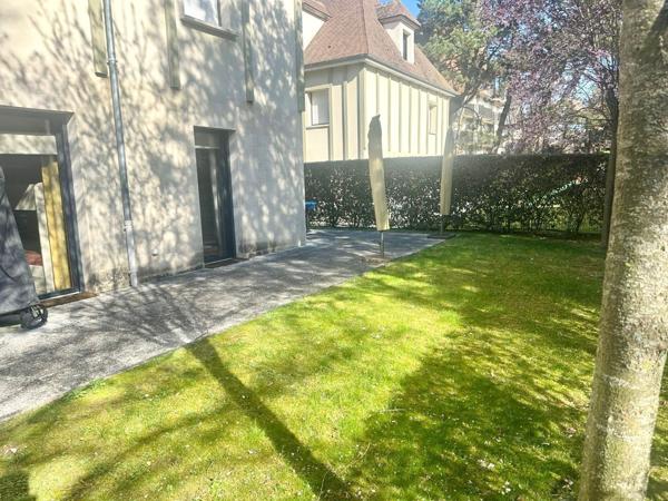 Tourgéville (14800) EXCLUSIVITE ! Appartement de 57,30 m² avec jardin et terrasse de 120m² – a quelques pas de la Plage